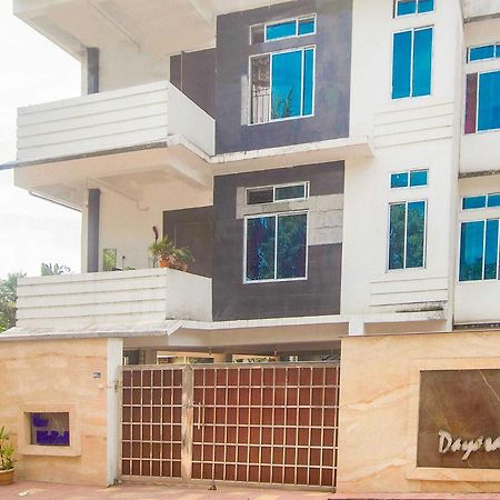 Hotel Collection O The Blu Bell Nizarapar Path Guwahati Esterno foto