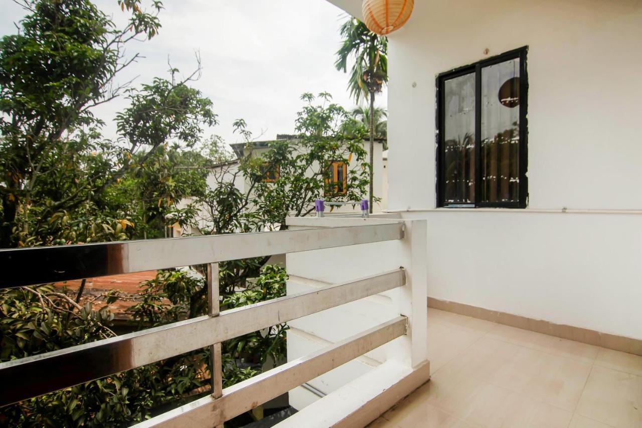 Hotel Collection O The Blu Bell Nizarapar Path Guwahati Esterno foto