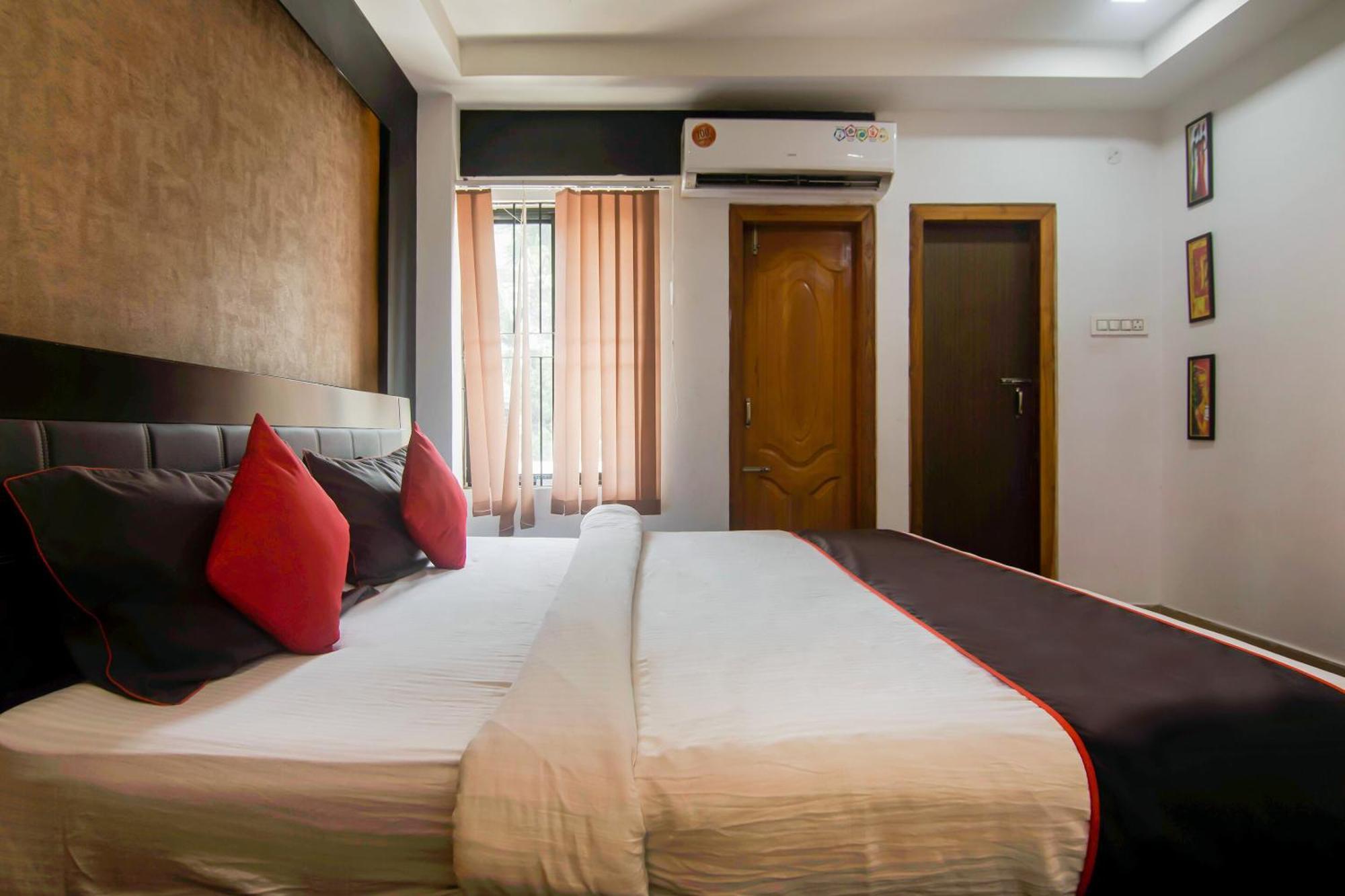 Hotel Collection O The Blu Bell Nizarapar Path Guwahati Esterno foto